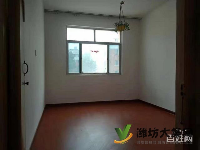 學府嘉苑 近高鐵北站 半年起租 三室一廳