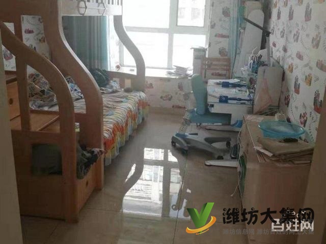 大有公館3室2廳2衛(wèi),電梯房精裝