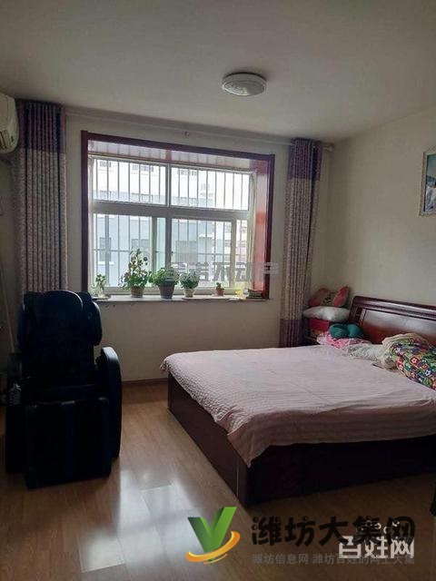 百合嘉苑 多層3樓 送車(chē)位儲(chǔ)藏室 西鄰小市場(chǎng)