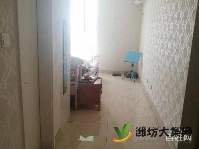 大有公館3室2廳2衛(wèi),電梯房精裝