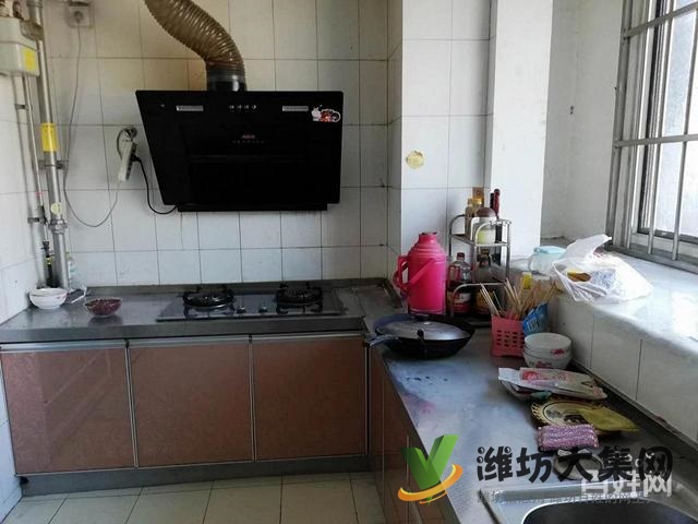 東風街永安路小學近132平客廳朝陽大三室 供暖無稅