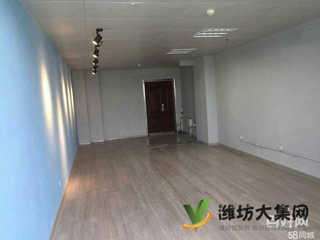 (快租無中介費(fèi))奎文區(qū)陽光100城市廣場(chǎng)寫字樓出租