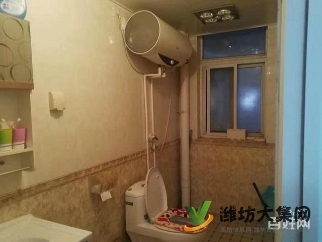 此房為結婚準備，舒適三室，精裝修，現因換大房，找有