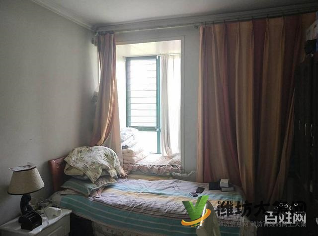 健康街濰州路 佳樂家近 領(lǐng)秀華城多層三樓 精裝兩室