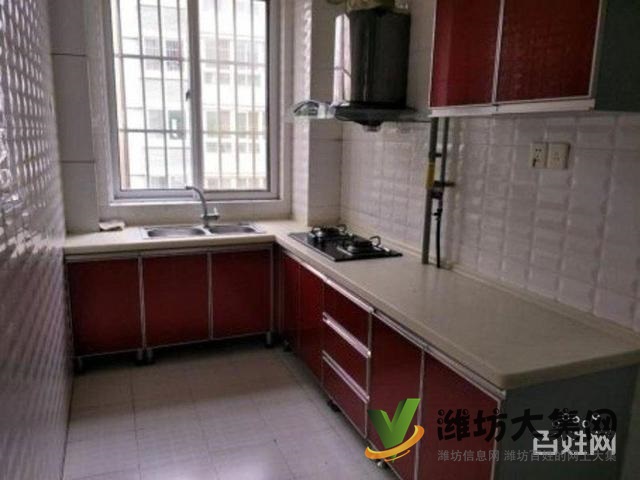 外國語近華景新城多層二樓精裝無稅三室兩衛送地下室看房有鑰匙