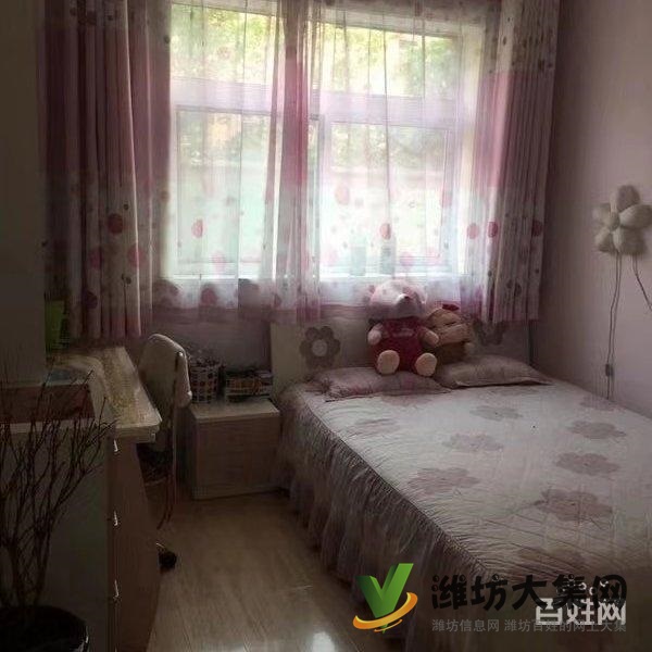 新龍灣1樓2明臥,精裝,另帶車庫10萬