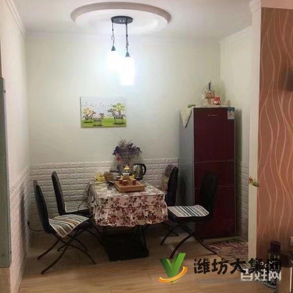 新龍灣1樓2明臥,精裝,另帶車庫10萬