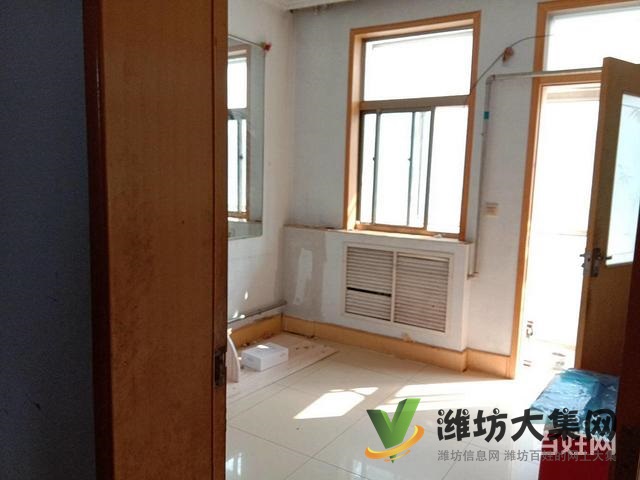 電力局單位號好房!2樓帶倉庫,集暖天然氣!證出稅