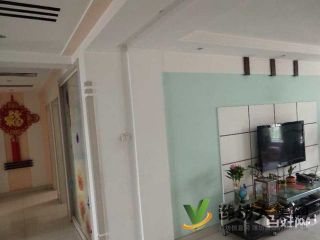 湖景龍灣,房主換了豪宅,現在低,價出售,帶著28平