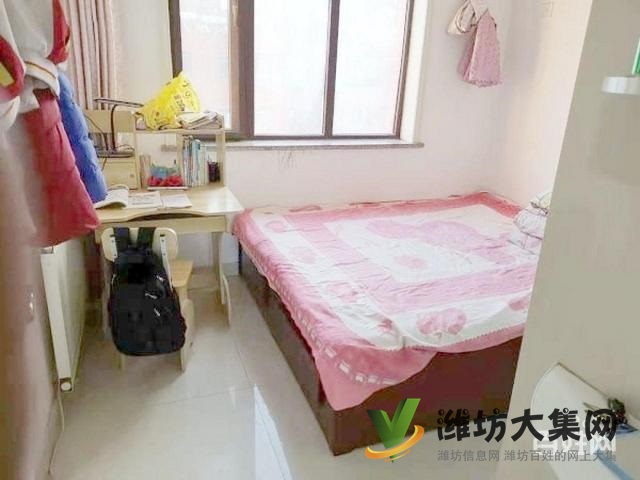 市北區(qū)低首付,領(lǐng)世新城,128平,簡裝三室,售35