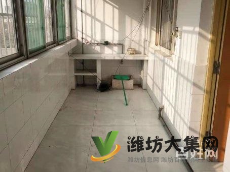 龍泉南擴區多層精裝三室 采光好 戶型好 帶儲藏室 靠近學校火急