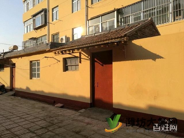 一樓帶院有南屋。二棉實驗小學學校房,送家具家電裝修火急