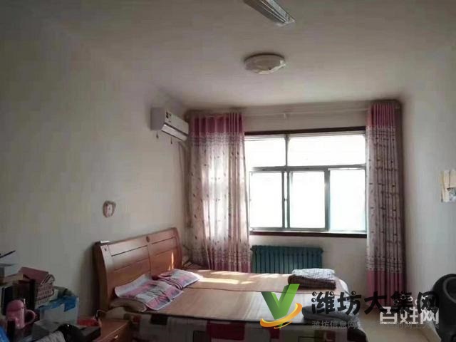 萬達南臨、墨龍花園130平方帶車位儲藏室僅售68萬