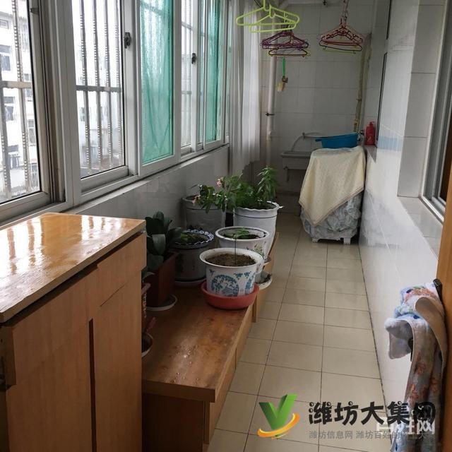 東風街西園小學近多層3樓135平H戶型精裝修供暖出