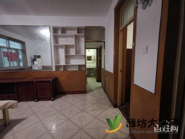 銀杏小區北鄰市府家屬院簡裝100平3室36.6萬