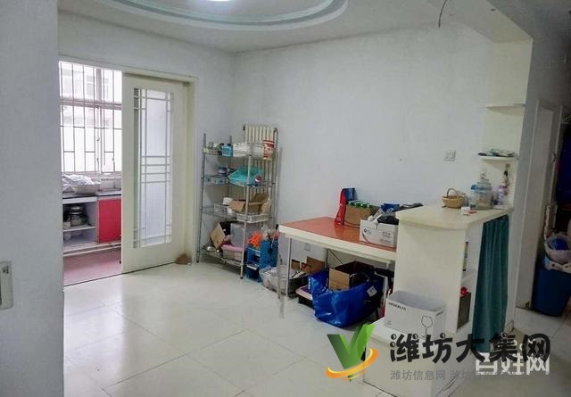 圣榮廣場多層1樓,精裝3室,房東急售,現(xiàn)在僅僅只要