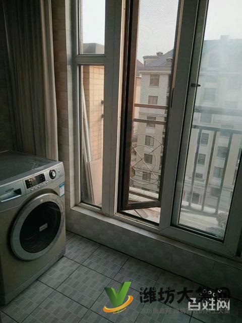 魯發(fā)名城 3室2廳 精裝修配置齊全干凈衛(wèi)生