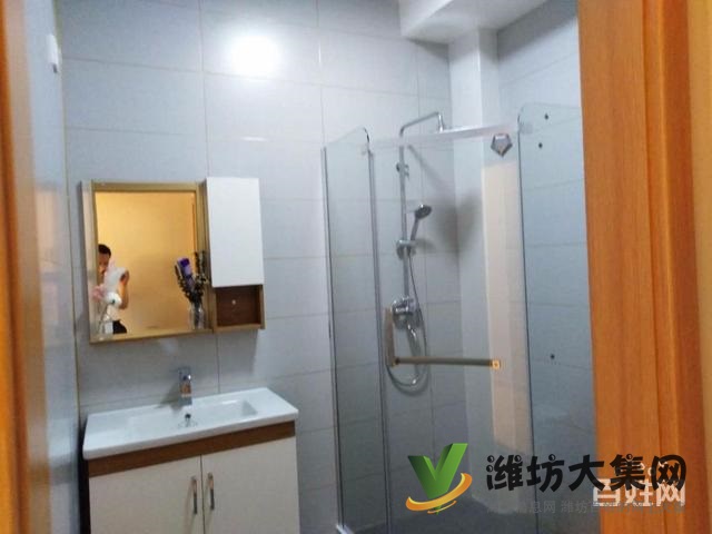 管委會錦程中學電梯洋房南北通透三室兩廳大H戶型127平74萬