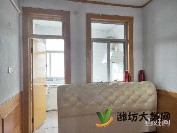 一實(shí)小學(xué)校近佳樂家 一梯一戶 精裝三室 有證無稅