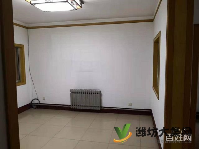 急售民主街幸福路養老房3室住宅‘’一樓帶院子,環境