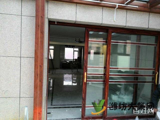 盛世家園唯一一套能在家看到彌河的1樓帶院子的房子,