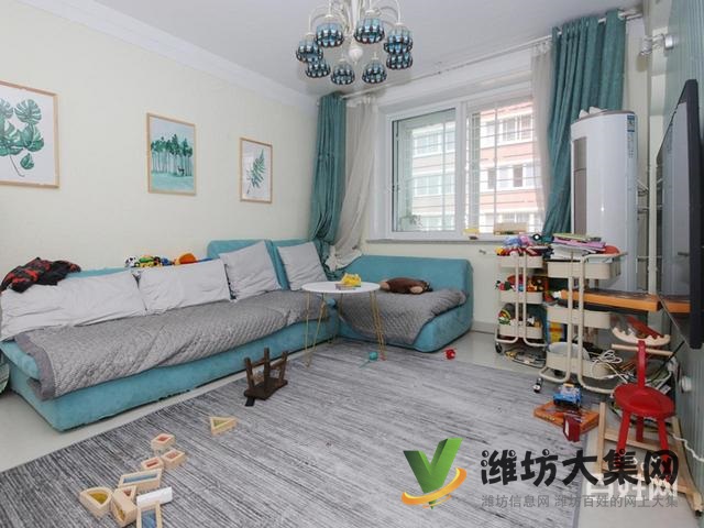 外國語近,一樓帶院,三室朝陽,前后無遮擋