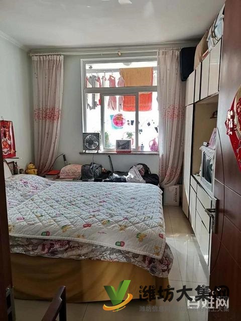 泰祥花園 多層三樓 動靜分離 精裝修 三室二廳二衛 拎包入住