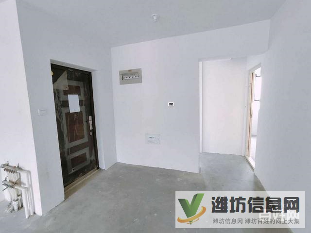 恒大楓葉近圣菲漫步更名貸款現房!雙衛,客廳朝陽,看房有鑰匙!