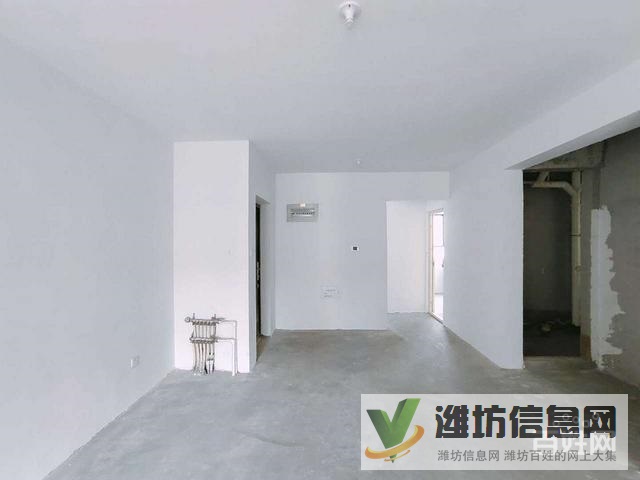 恒大楓葉近圣菲漫步更名貸款現房!雙衛,客廳朝陽,看房有鑰匙!