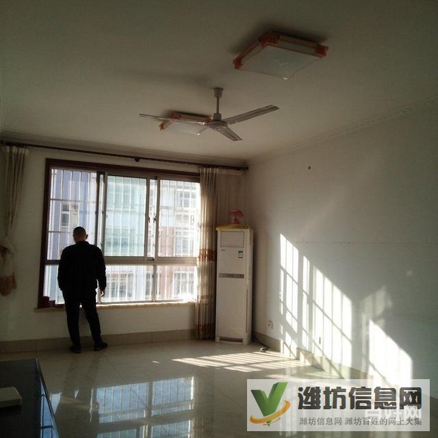 教授新村 142平大三室 帶車庫 南北通透戶型