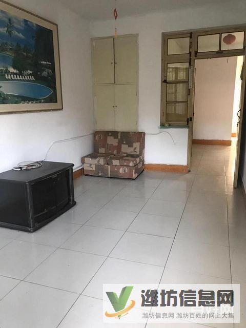 一樓帶大院!大院!有南門,實小近,標準三室,全明通透