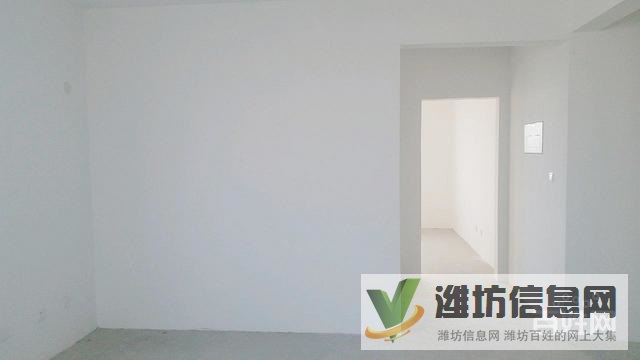 高鐵北站近。濰坊銀行宿舍樓金鼎大廈。單位房好樓層?xùn)|